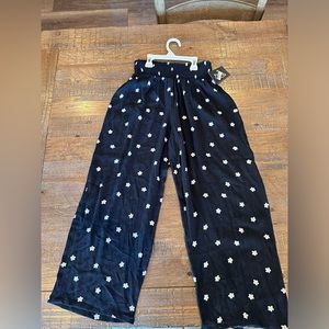 Little Girls Black beach pant NWT- XL